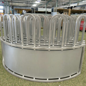 Round hay feeder